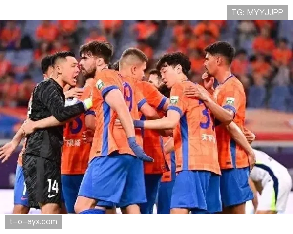 德甲转会市场激战正酣,新援闪耀登场老将离队引热议 德甲转会市场激战正酣,新援闪耀登场老将离队引热议